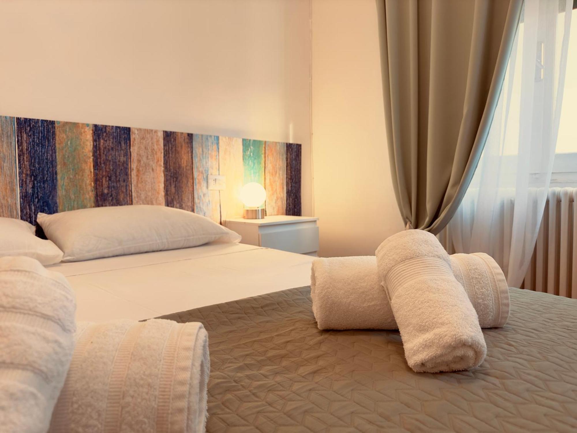 G-House2 Apartment Parma Ngoại thất bức ảnh